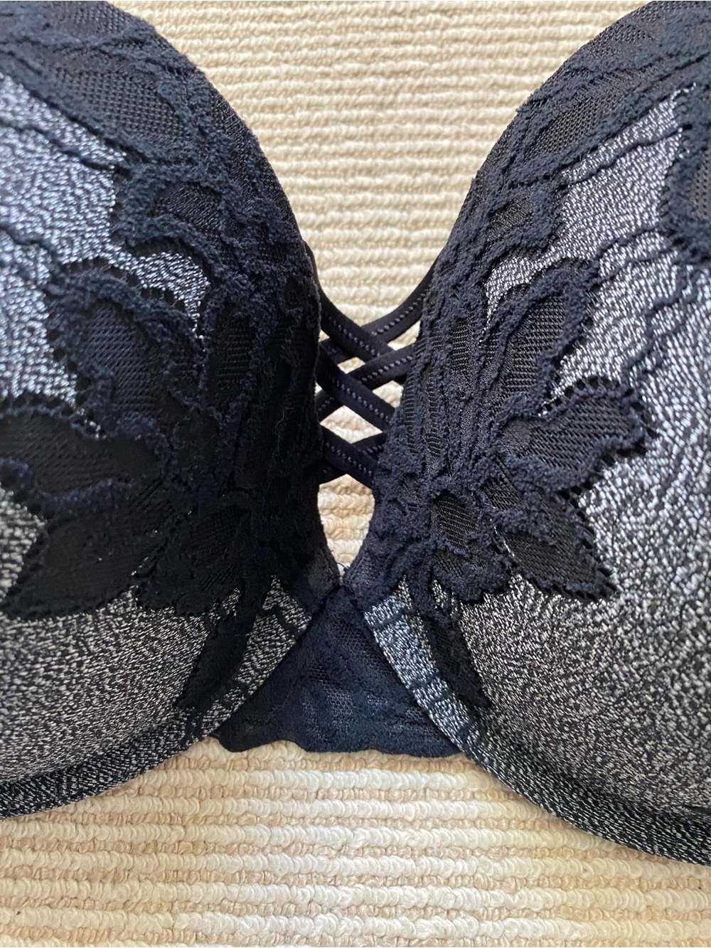 torrid Black & Gray Lace-Overlay Underwire Bra XO Boost Plunge 42F 42DDD - Picture 2 of 7